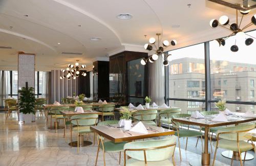 Yanta Qu Hotel | Holiday Inn Suites Xi'an High-Tech Zone by IHG