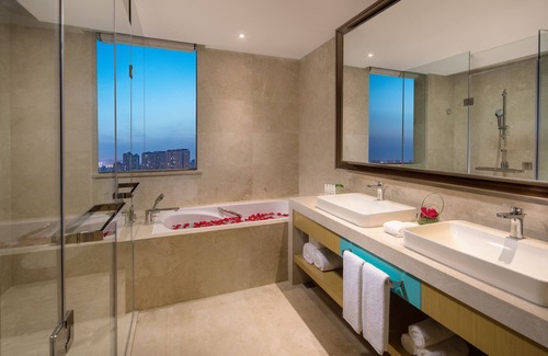 Tianjin Hotel | Holiday Inn Tianjin Xiqing by IHG