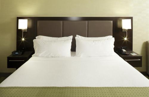 Wilkes-Barre Hotel | Holiday Inn Wilkes Barre - East Mountain by IHG