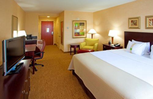 Winchester Hotel | Holiday Inn Winchester Southeast-Historic Gateway by IHG