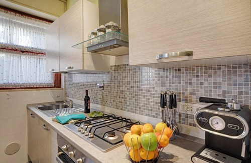 San Bartolomeo al Mare Apartment | Holiday Apartment Casa Laura Elena by the Beach with Wi-Fi