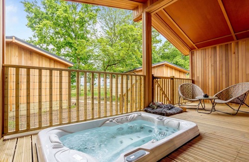 Churchill Apartment | Holiday Lodge in The Cotswolds