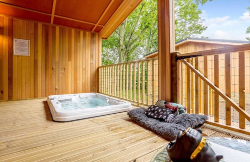 Churchill Apartment | Holiday Lodge in The Cotswolds
