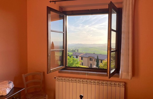 Pomaia Apartment | Holiday resort, pool,children's pool,restaurant,child-friendly. close to village