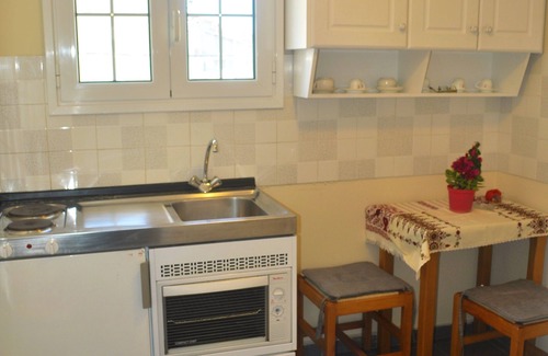 Agios Gordios Apartment | Holiday Studio Apartments Yannis on Agios Gordios beach in Corfu