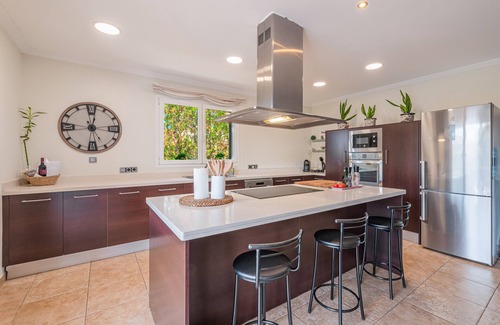 Urbanizacion Sant Marcal Villa | Holiday Villa "Joan Deia Escultor" with Mountain Views, Pool and Wi-Fi