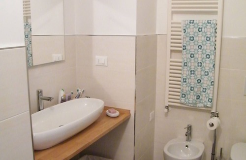 Trieste City Centre Apartment | Holiday Virginia, a stone's throw from the sea and Piazza Unità d'Italia