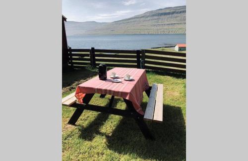 Faroe Islands House | Holidayhouse by the sea