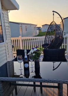 Truro Resort | HolidayLet 24 Bude Newperran Holiday Park