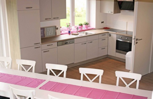 Henstedt House | Holidays in rural idyll with farm connection