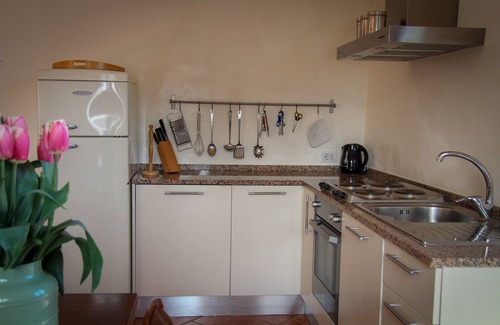 Urbino House | Holidays on an ecological farm, in the apartment Robinia