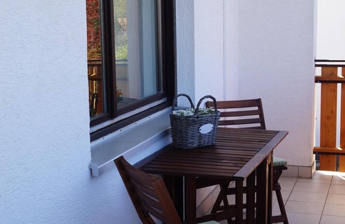 Hofstetten Apartment | Holidays surrounded by the Spessart, right on Main