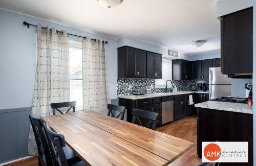 Holland House | Holland Hideaway