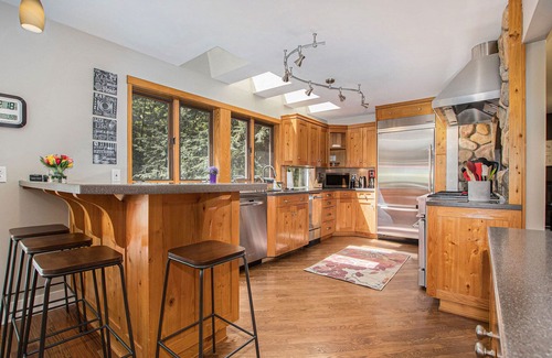 Macatawa House | Holland Luxury Retreat-not your typical rental!