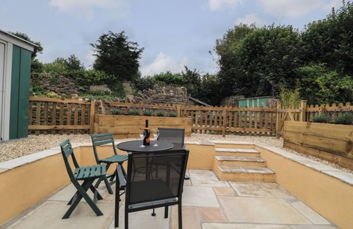 Brympton House | HOLLY COTTAGE, pet friendly, character holiday cottage in West Coker