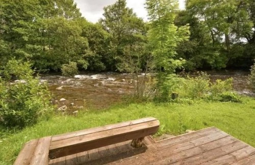 Blairgowrie House | Holly Tree Lodge with Sauna near Glenshee