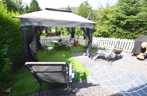 Cairndow House | Hollybank Cottage
