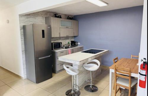 Yabucoa Apartment | Hollywood Apartments - H