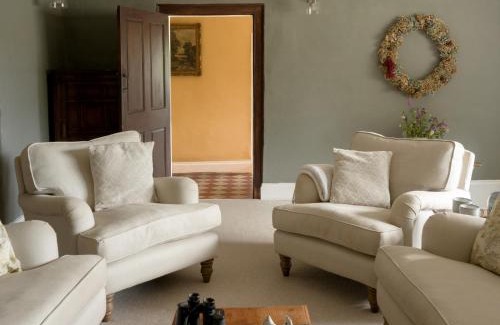 Bampton House | Holwell Farmhouse