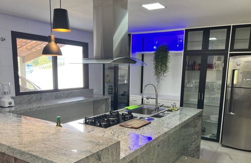 Jardim Estancia Brasil House | Home 64 I High Standard House w/ Heated Pool and 200Mbps WIFI
