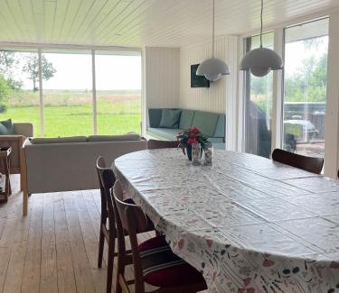 Hou House | Home At The Front Row By Hou Beach
