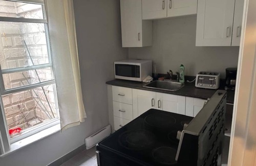 Downtown Niagara Falls House | Home Away From Home 2BD by TIG Management