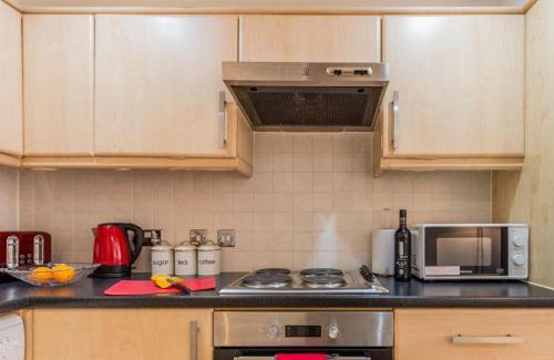 Bootle Apartment | Home Away from Home