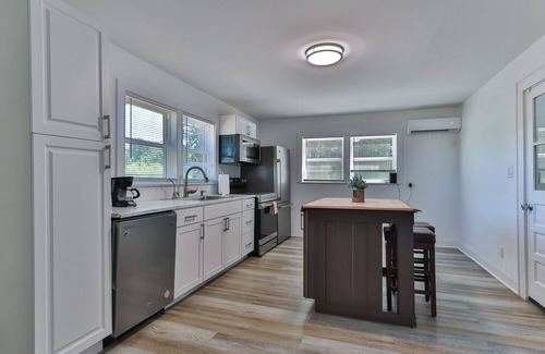 Boger City Apartment | Home away from home