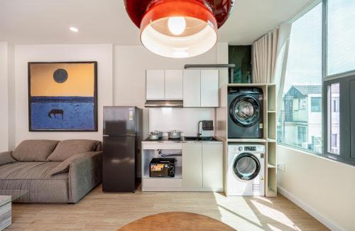 Ho Chi Minh City Apartment | Home by CR Concept in Center City