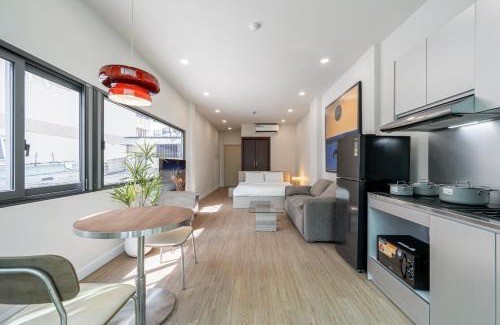 Ho Chi Minh City Apartment | Home by CR Concept in Center City