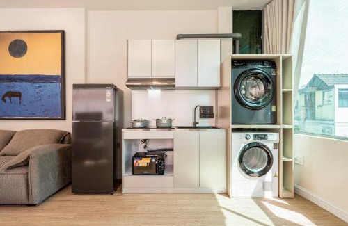 Ho Chi Minh City Apartment | Home by CR Concept in Center City