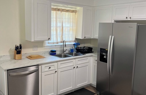 Huntcliff House | Home columbia, near fort Jackson