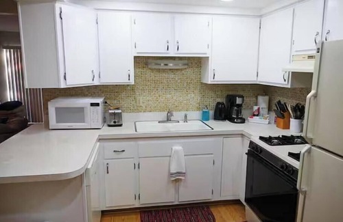Fire Island Pines Condo | ~Home Comforts, Roku SmartTV, Fast WiFi~