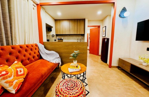 Indore Apartment | Home Escape 1BHK Retreat Nr Saket Square