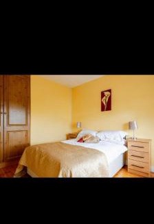Mohill House | Home from Home Close to Lough Rynn Castle Room Only