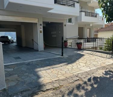 Igoumenitsa Apartment | Home Garden