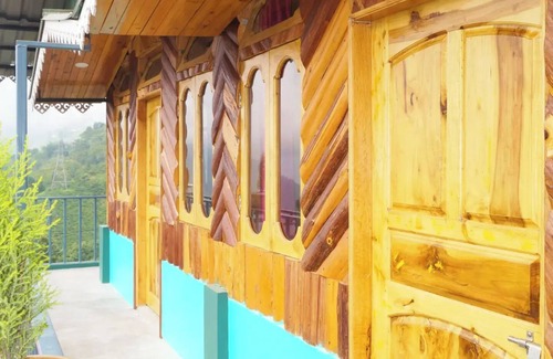 Darjeeling House | Home in the lap of nature nIn a peaceful location. Darjeeling