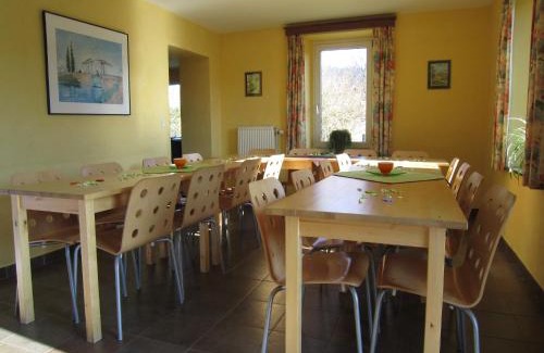 Petit-Thier House | Home in Vielsalm with Sauna