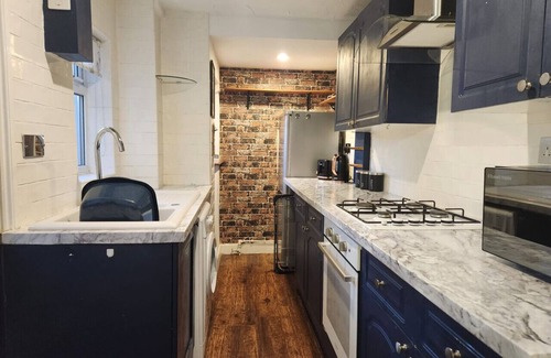 Shelsley Beauchamp House | Home In Worcester - With Free Parking