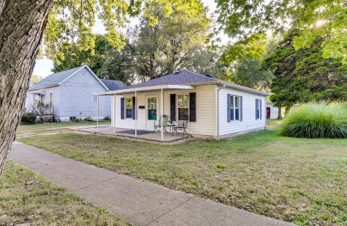 Litchfield House | Home Less Than 3 Mi to Rte 66 and Lake Lou Yaeger!