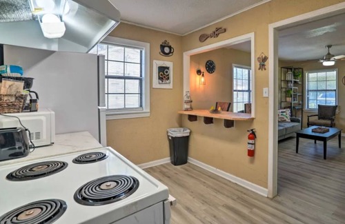Caddo Heights-South Highlands House | home- minutes aways from casinos and airport