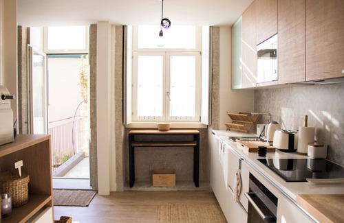 Aldoar Foz do Douro e Nevogilde House | Home Of The Poet, 3-Bed 3-Bath River Views