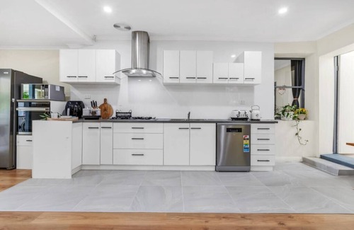 Woodville Gardens House | Home on Hanson road Woodville Gardens