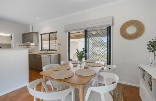 Goolwa Beach House | Home on Haynes- BYO LINEN - 1km from Goolwa Beach-Whale Watch