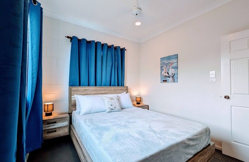 Idalia House | Home Sweet Home - 3 bedroom, 1 bathroom. central location