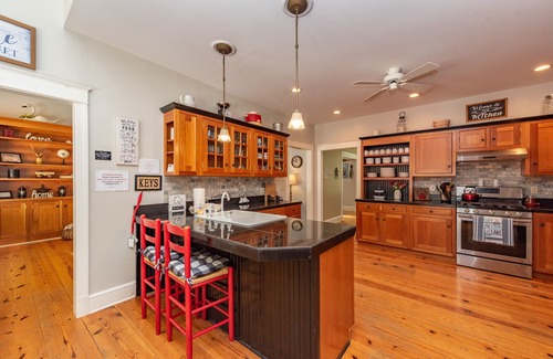 Blakeslee House | Home Sweet Home: Lake Access, Dock Slip, Hot Tub, Pool Table!