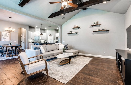 South Oklahoma City House | Home Sweet Home (Office Included!)
