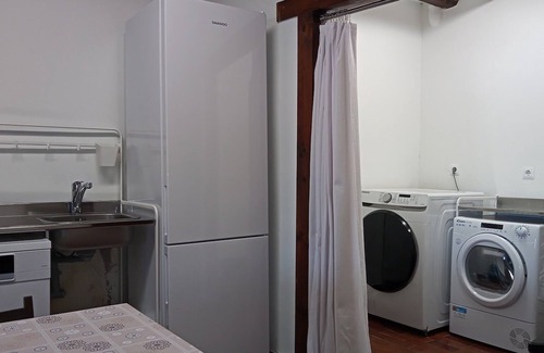 Arguedas Cottage | HOME TO ENJOY IN STYLE ! Garden, barbecue, swimming pool, swings, ping-pong.