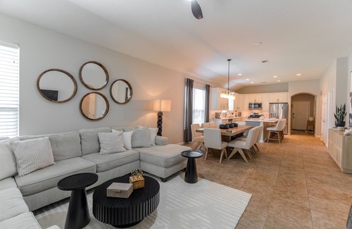 Indian Springs House | Home w Jacuzzi & Putting Green!