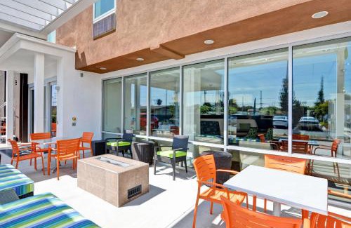Azusa Hotel | Home2 Suites Azusa